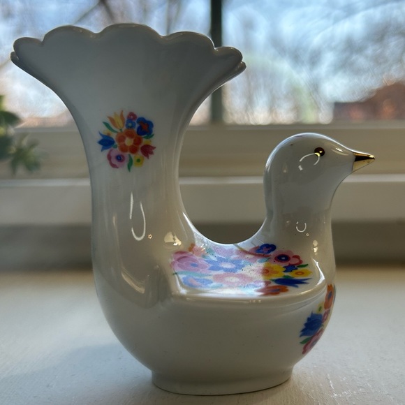 Vintage Bareuther Bavaria white floral ceramic bud vase dove bird made Germany - Picture 2 of 5